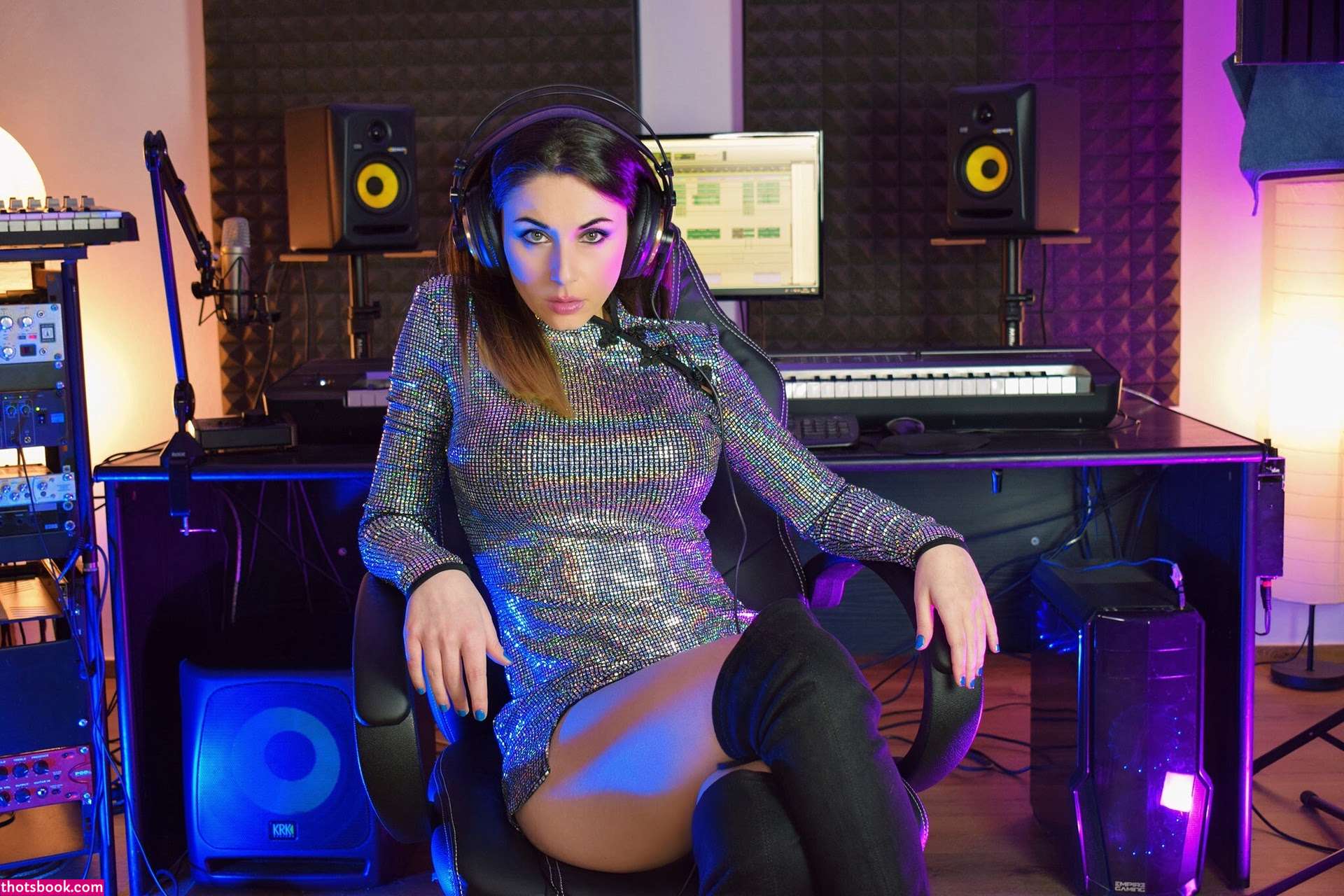 Giada Robin Nude Photos #7 423408