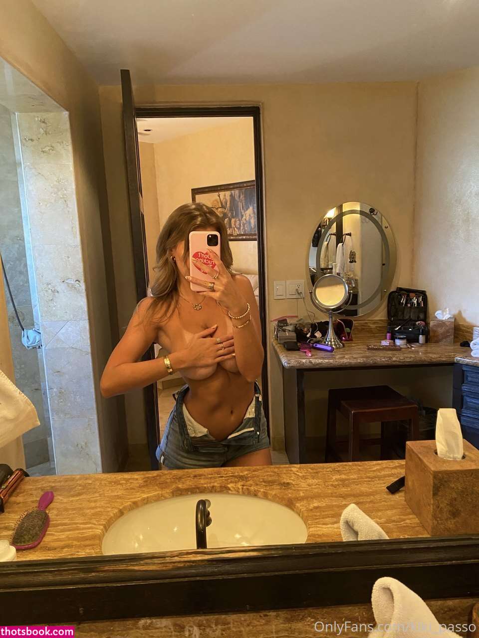 Kiki Passo Nude Photos #12 462097