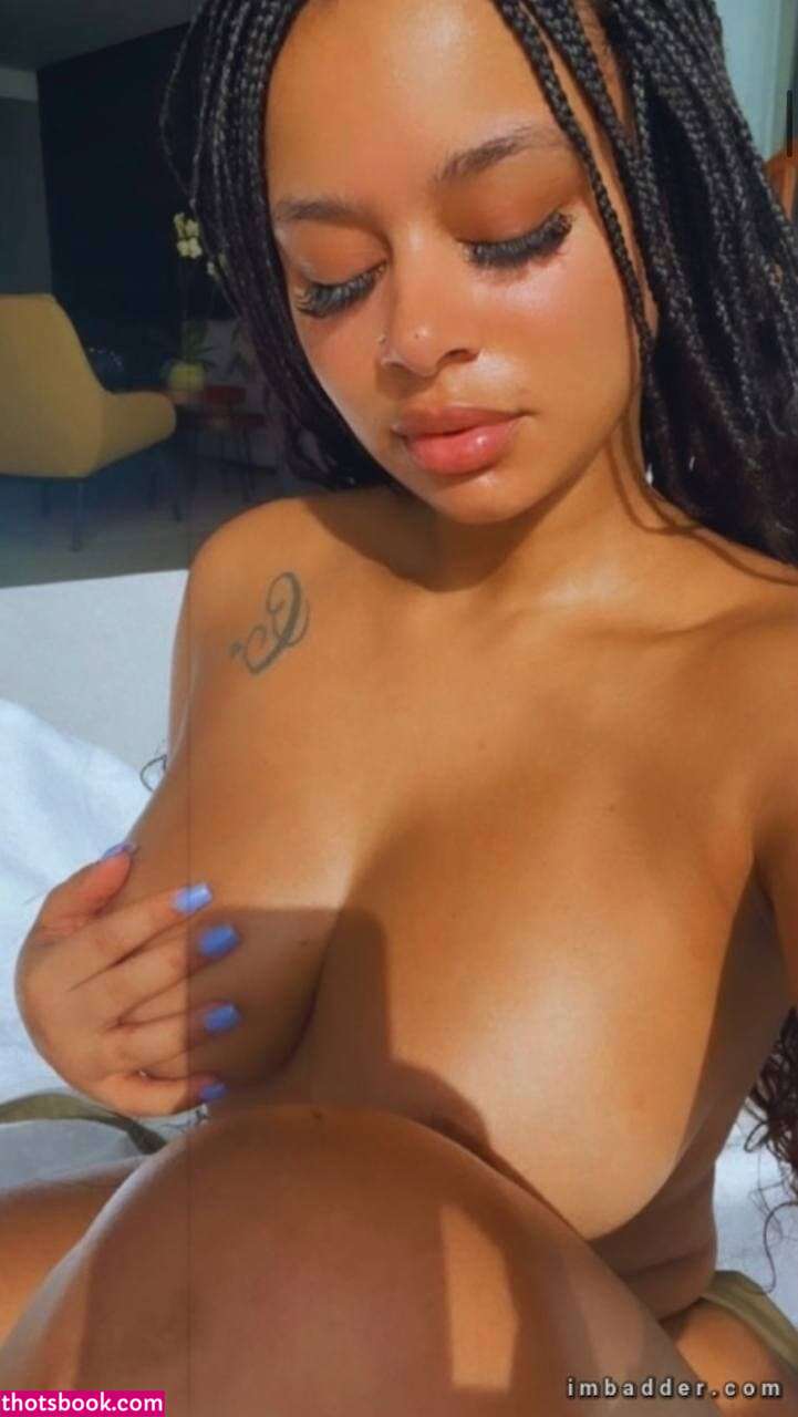 Winny Munhoz Nude Photos #2 461721