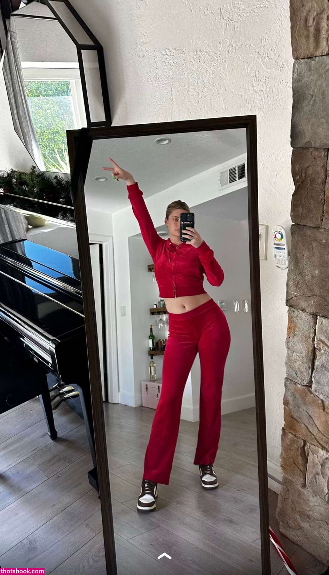 Hannah Stocking Nude Photos #3 455692