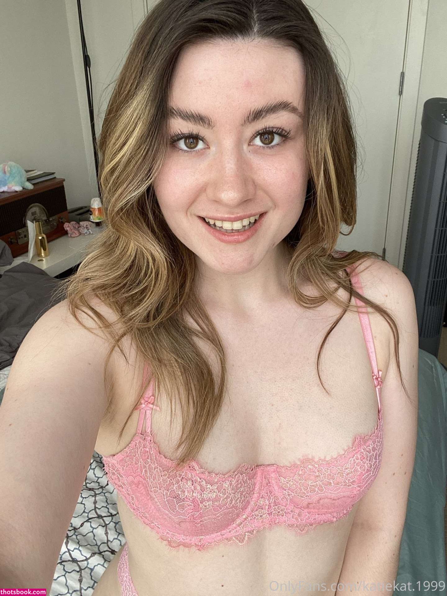 katiekatx22 katiekat1999 katiethekutiekat Nude OnlyFans Photos #1 1284256