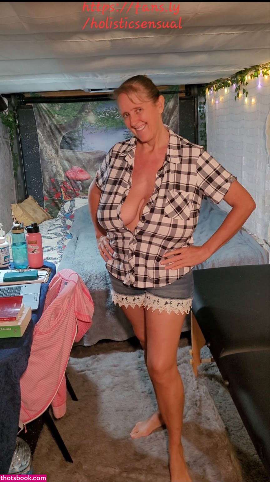 Busty Petra Holisticsensual Nude OnlyFans Photos #11 1285032