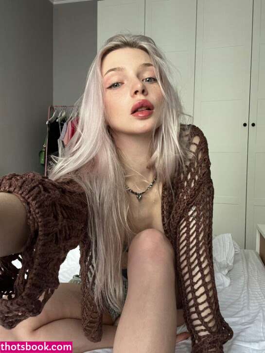 Ayovtasila Nude Leaks OnlyFans Photos #3 1879947