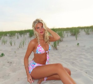 Rory Weiss Nude Leaks OnlyFans Photos #2