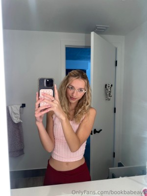 tinabellee booktokava bookbabeava Nude Leaks OnlyFans Photos #1