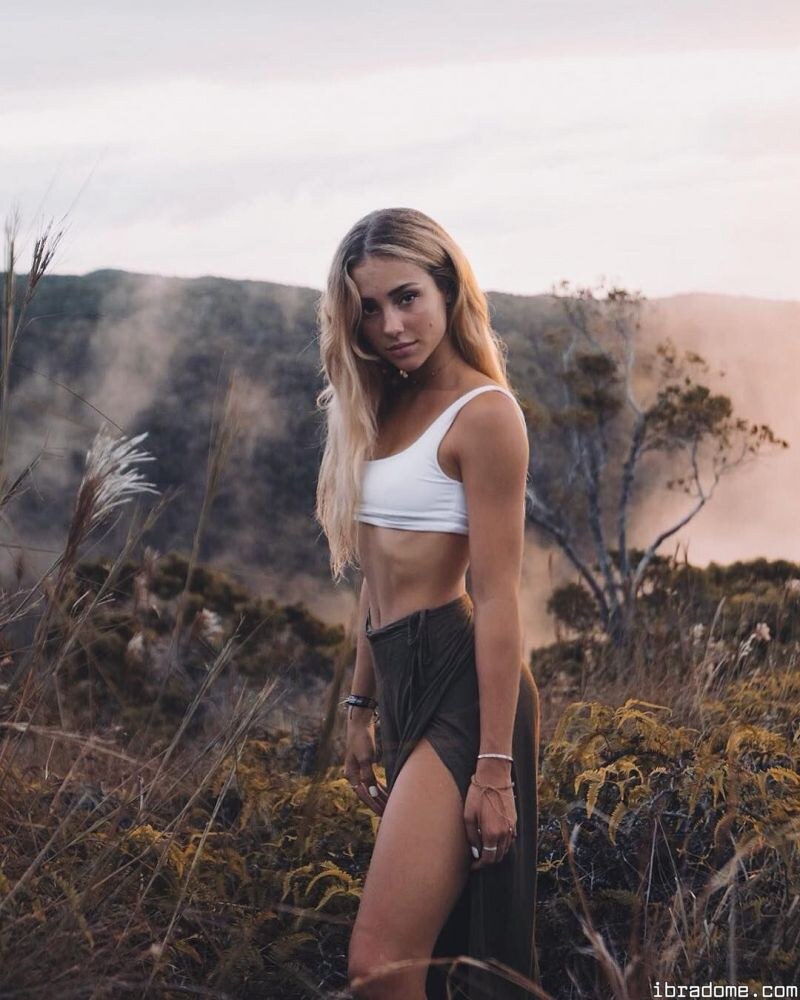 Charly Jordan Nude Photos 15920