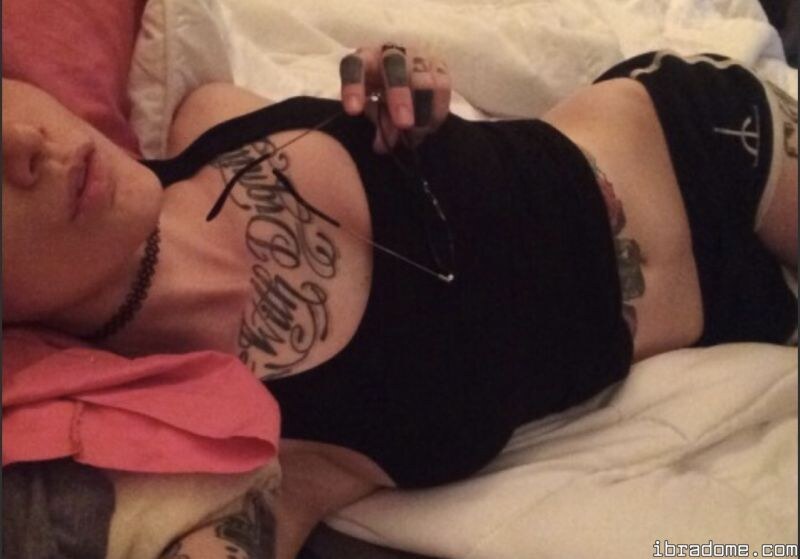 weedissotight Nude Photos 17183