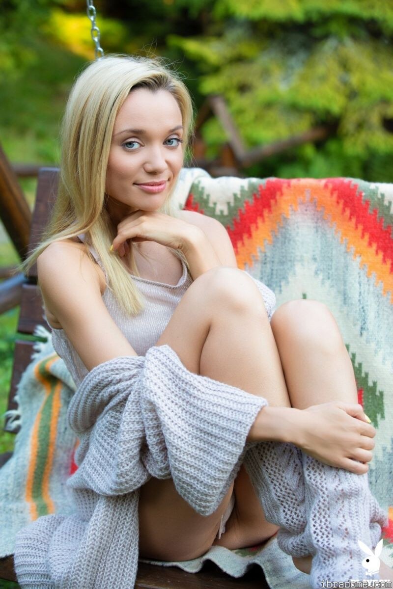 Zhenya Belaya in Full Swing 14300