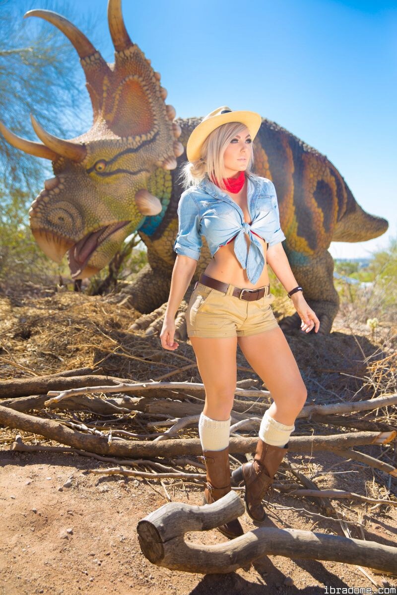 Jessica Nigri Jurassic Park 14102