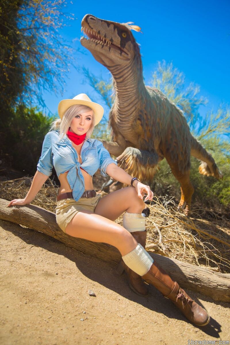 Jessica Nigri Jurassic Park 14104