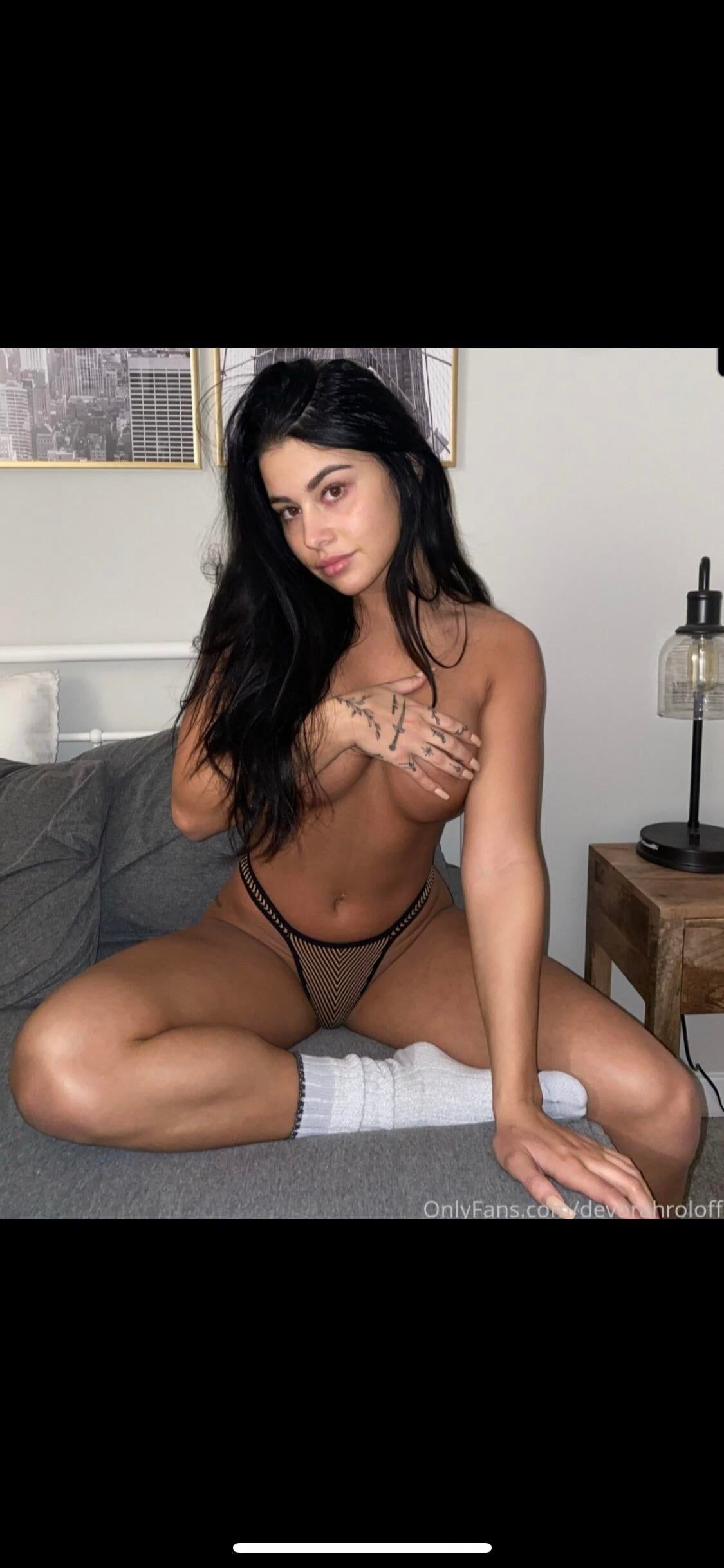 Devorah Roloff Nude Photos 83140