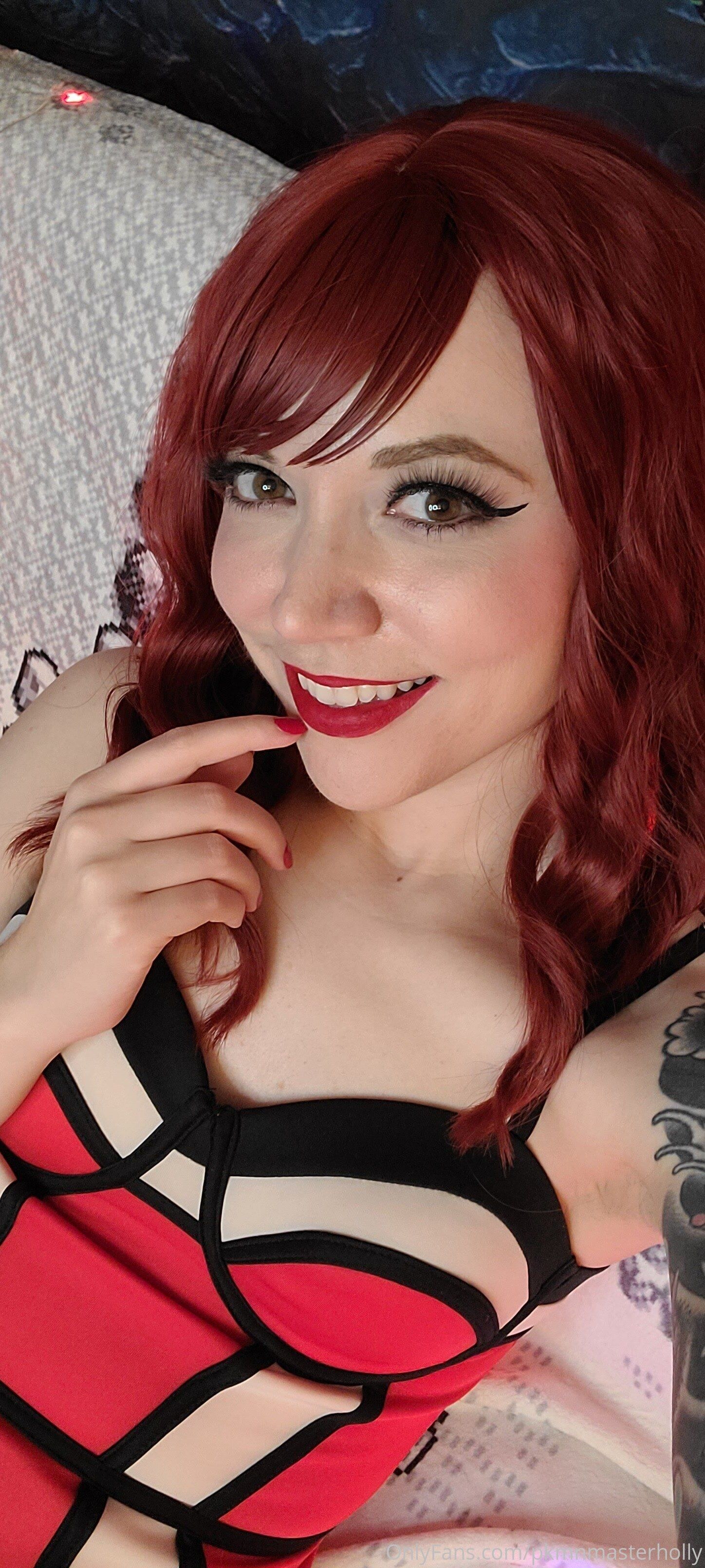 PkmnMasterHolly Nude Photos 83630