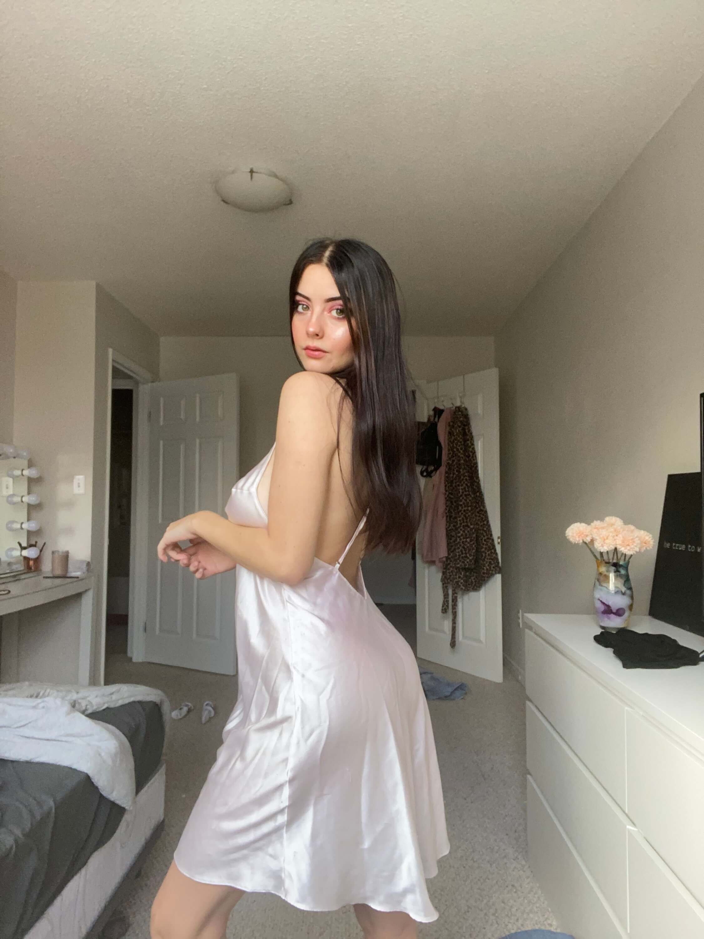 Burch twins Julia Photos 82864