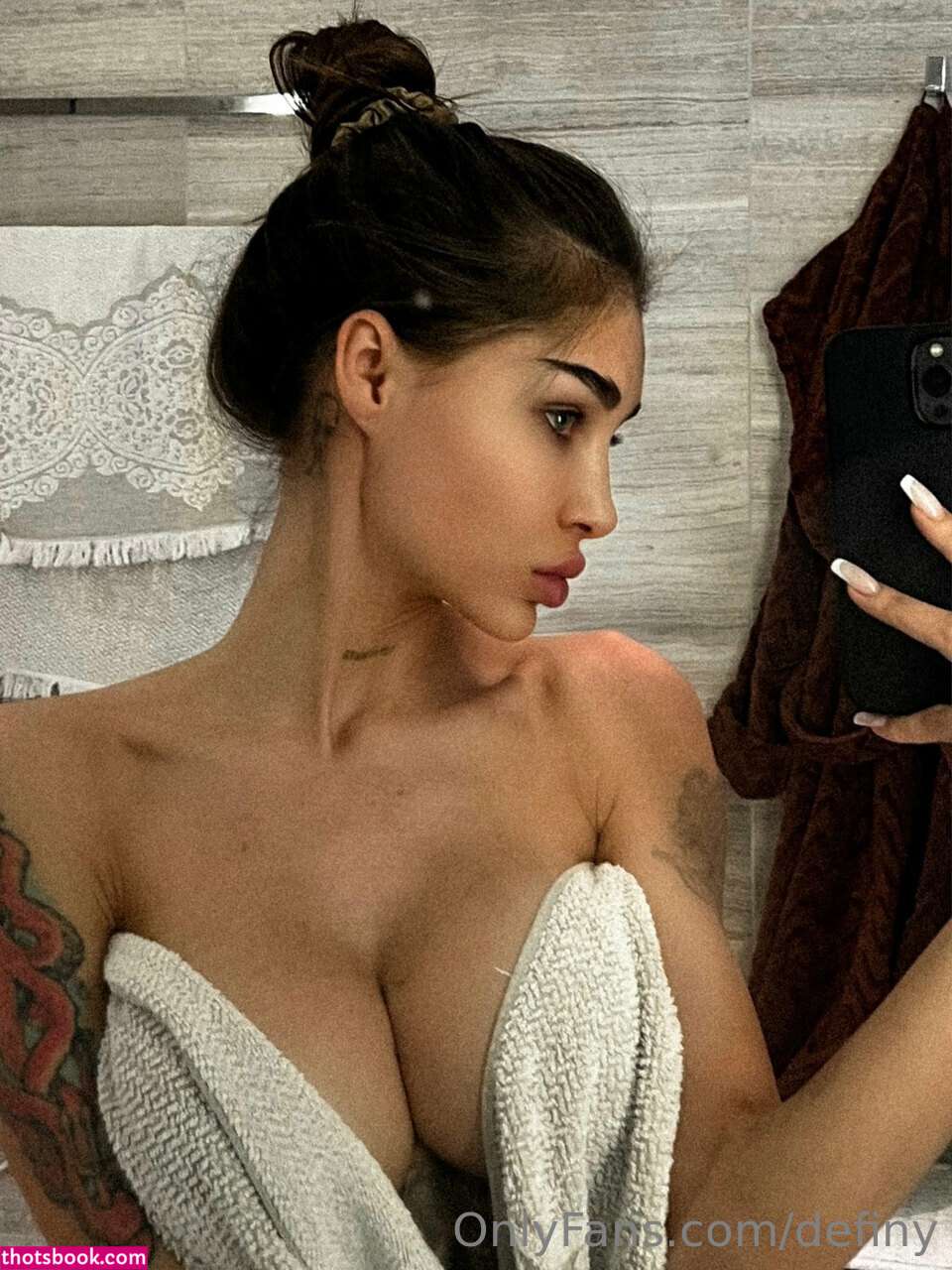 Elizabeth Definhy Photos #2 146320