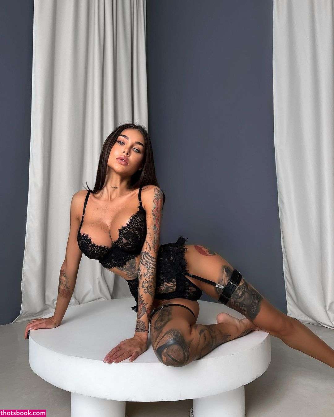 Elizabeth Definhy Photos #3 146325