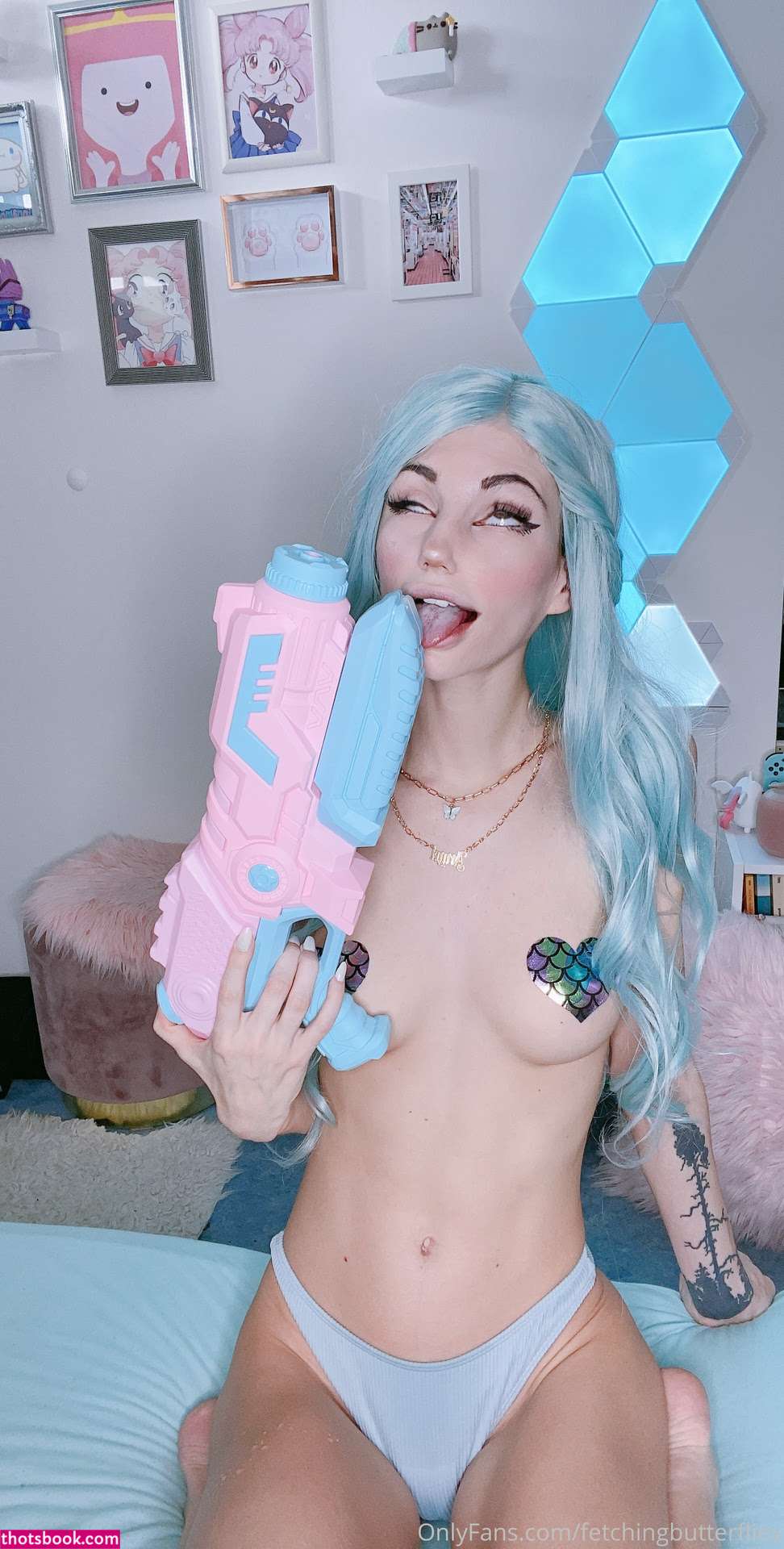 Fetching butterflies Nude OnlyFans Photos #2 560910