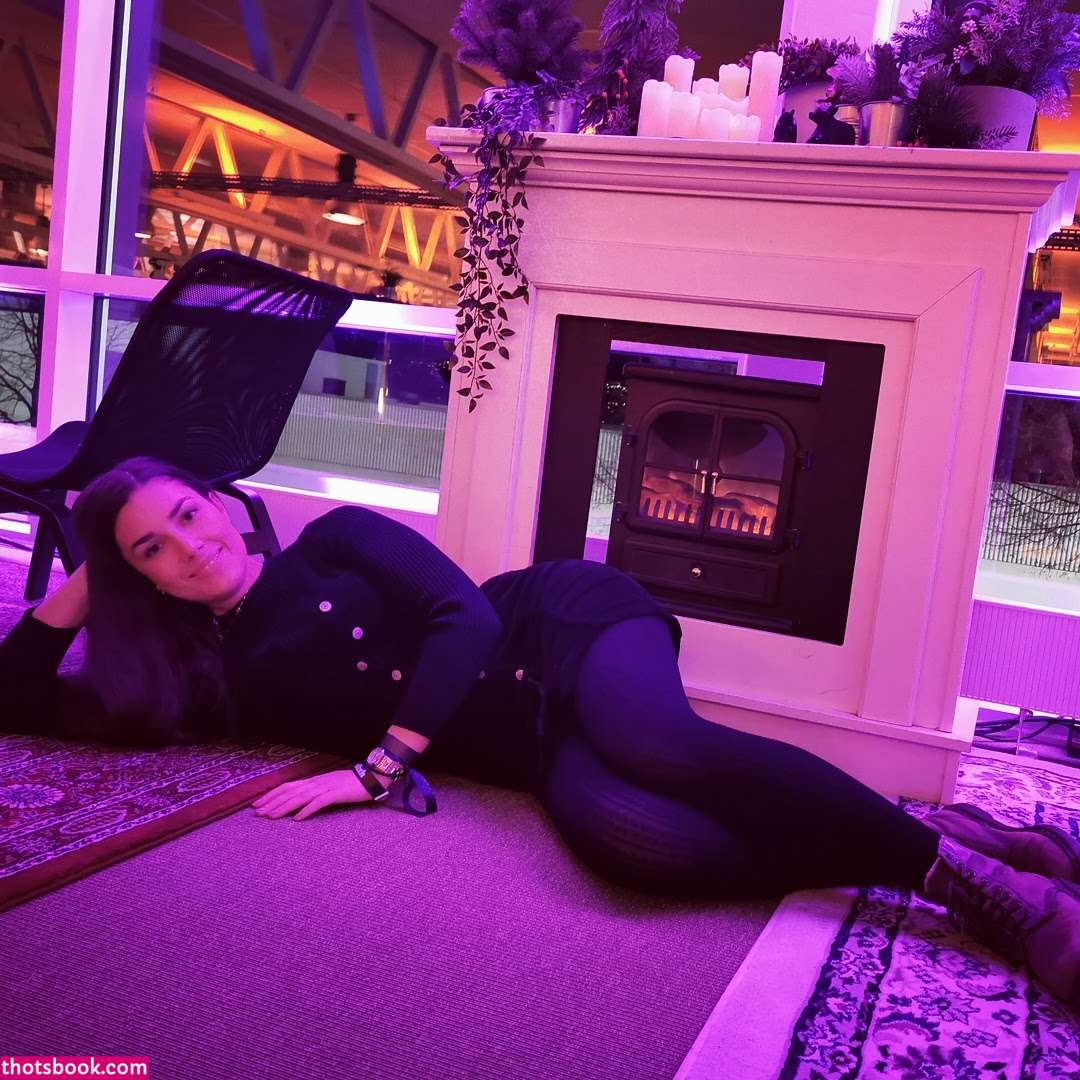 Yabbe Nude OnlyFans Photos #1 570954