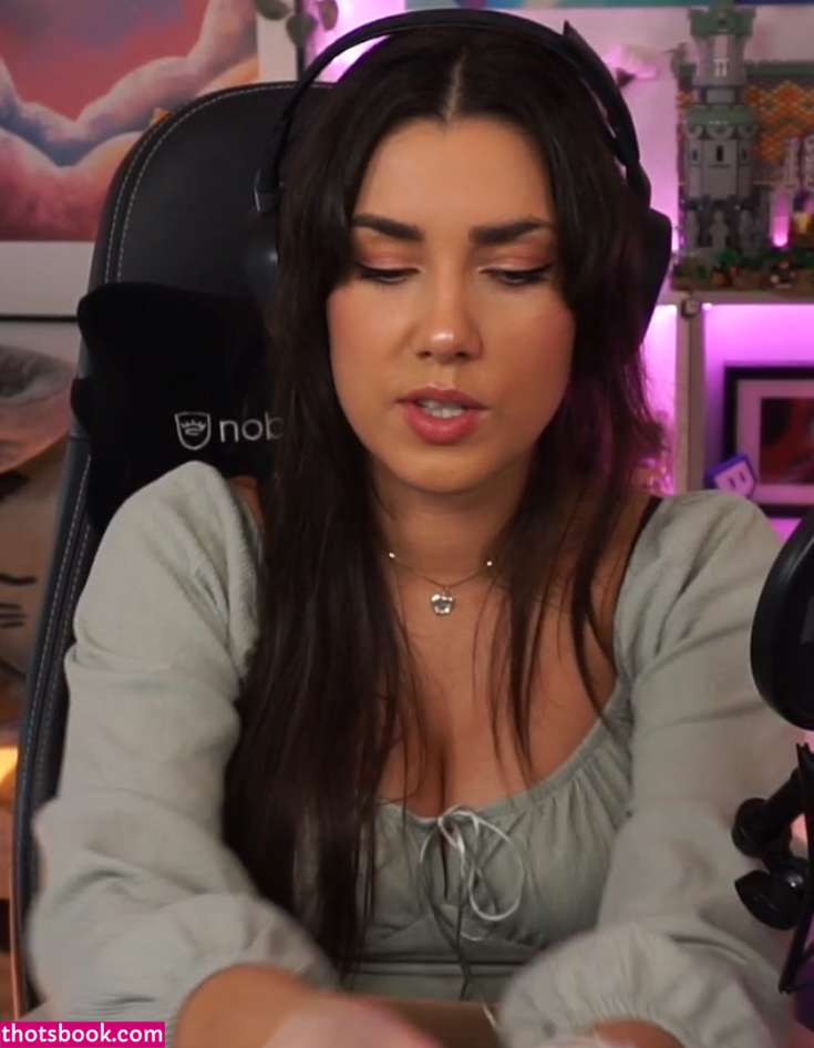 Yabbe Nude OnlyFans Photos #7 570976