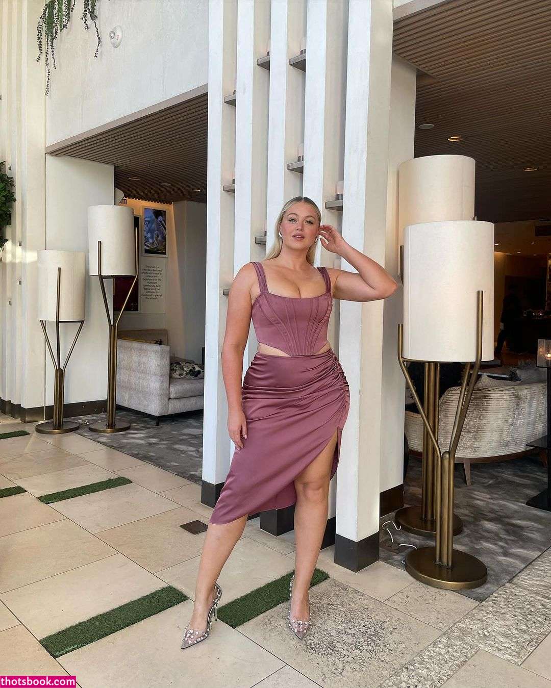 Iskra Lawrence Nude OnlyFans Photos #8 549099