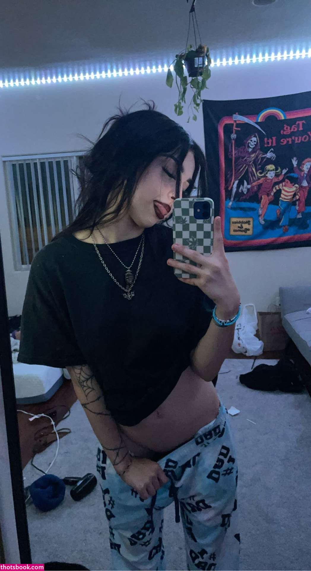 definitelynotd Nude Leaks OnlyFans Photos #1 1422160