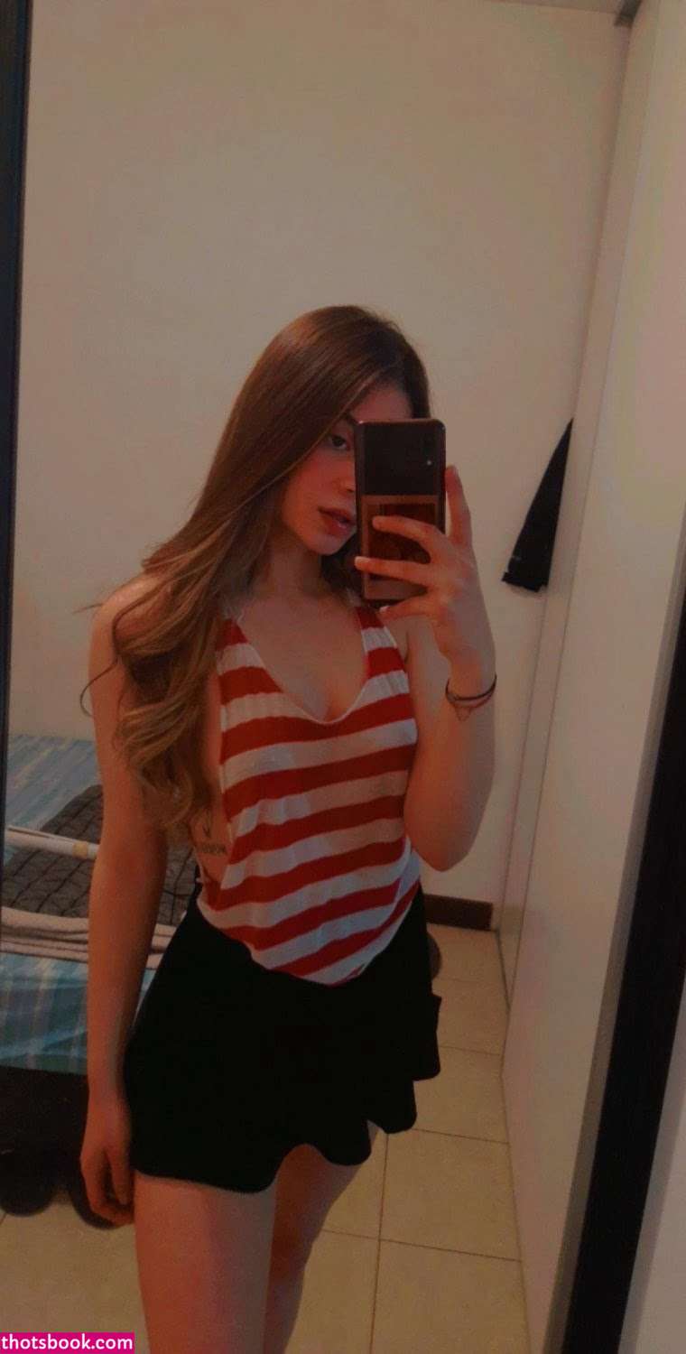 Yiyi Castelli Nude Leaks OnlyFans Photos #2 1437856