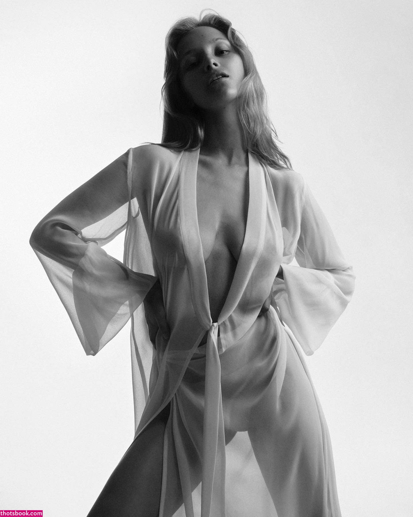 Laura Oganessian Nude Leaks OnlyFans Photos #3 1407615