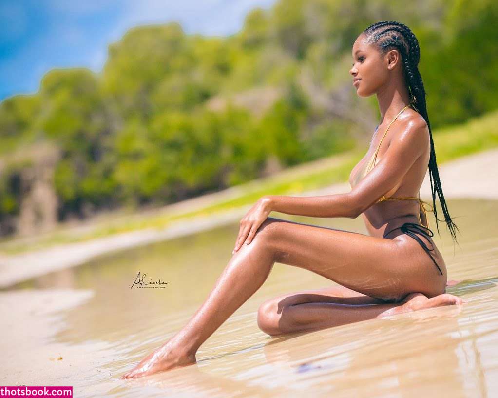 naomi brissiere Nude Leaks OnlyFans Photos #2 1407859