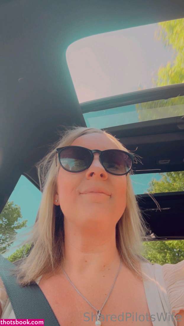 Sharedpilotswife Nude Leaks OnlyFans Photos #5 1413493