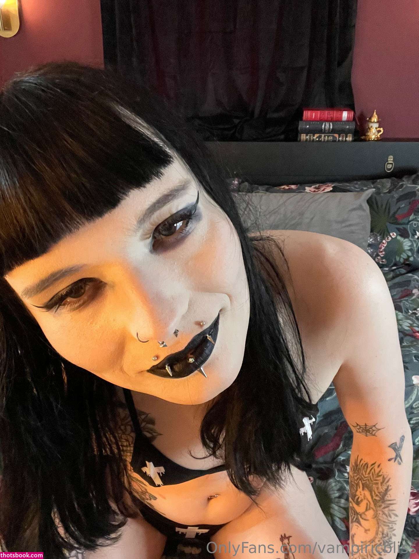 Carmilla Vampiricbliss Nude Leaks OnlyFans Photos #2 1423983