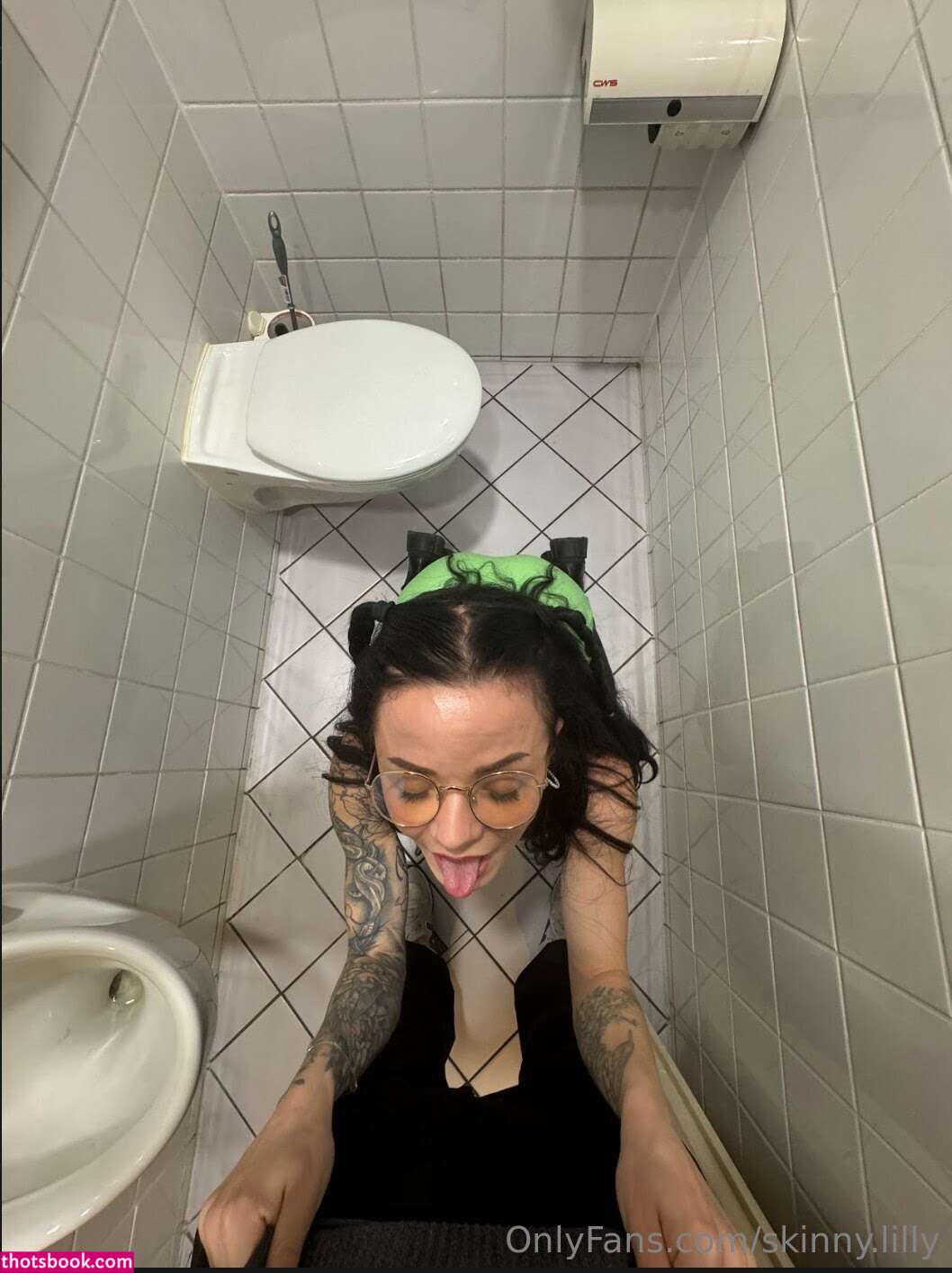 Skinny Lilly Nude Leaks OnlyFans Photos #5 1417368