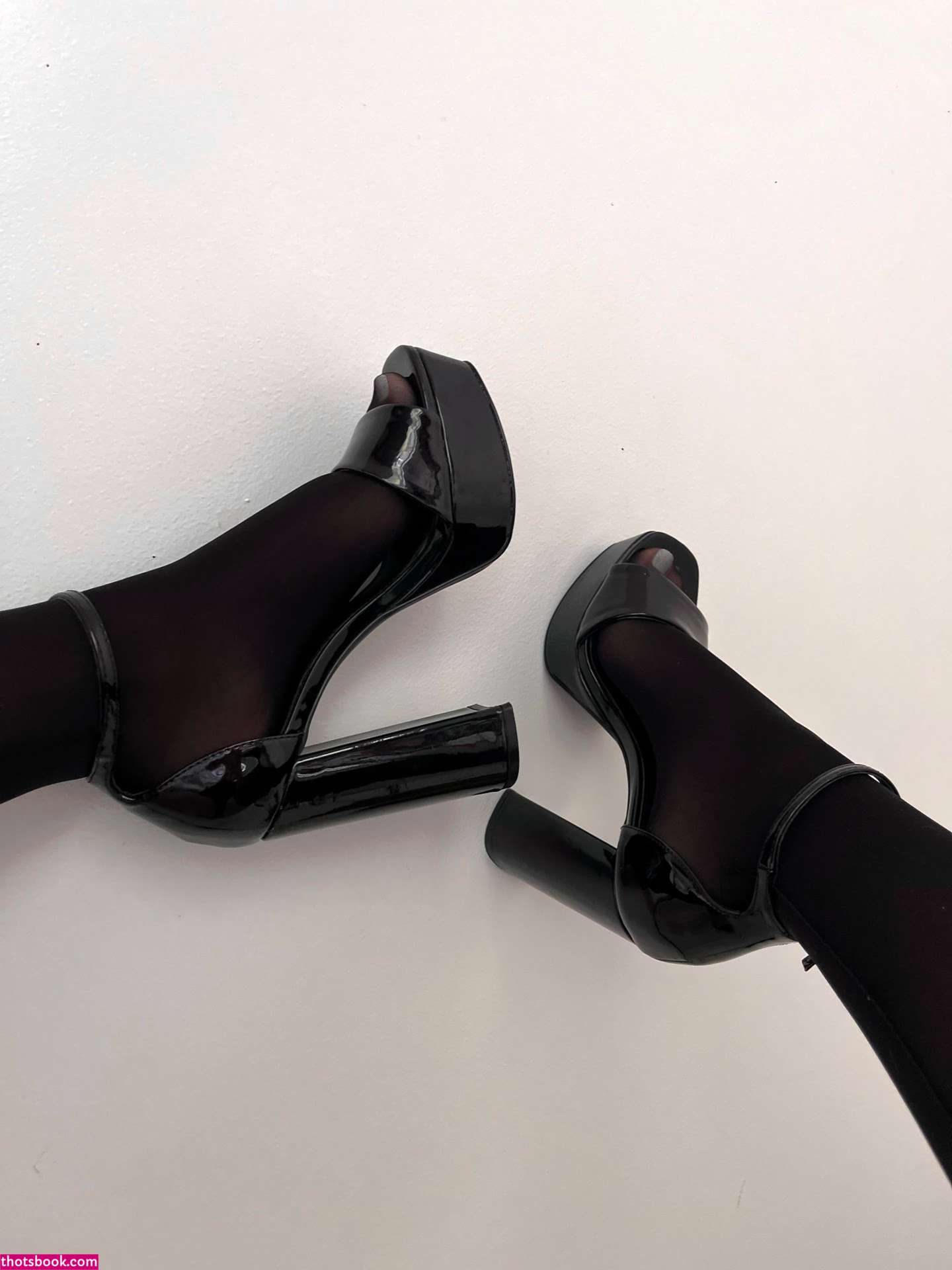 valentara Nude Leaks OnlyFans Photos #2 1441549