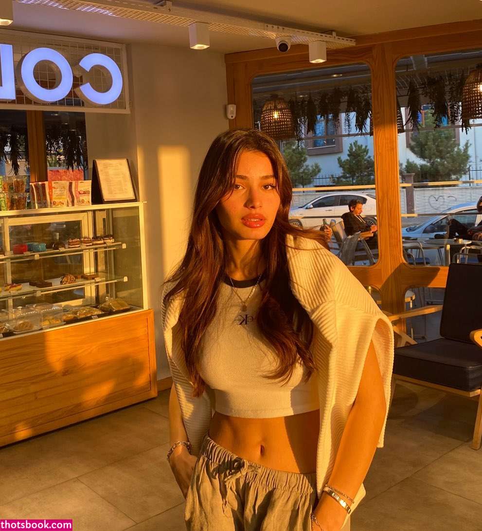 selinhayat 0 selinhayaat Nude Leaks OnlyFans Photos #5 1435185