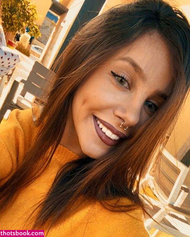 Emuna Zuzut Nude Leaks OnlyFans Photos #4 1450937