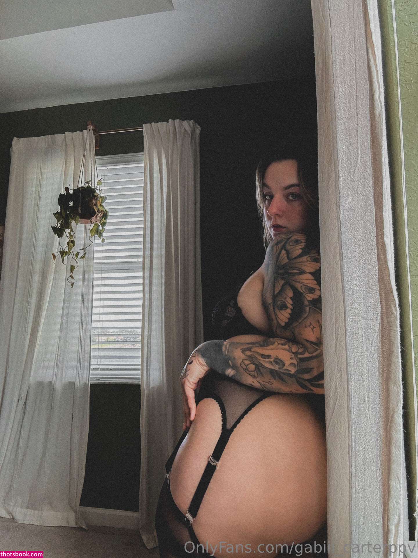 goldenhourgal lilgoldenhourgal gabiii carter Nude Leaks OnlyFans Photos #1 1409155