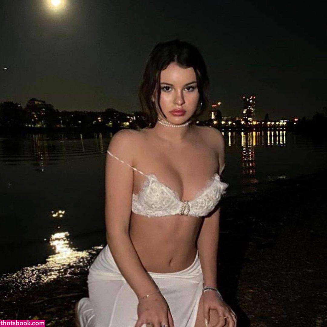 Adrialoo Nude Leaks OnlyFans Photos #2 1431328