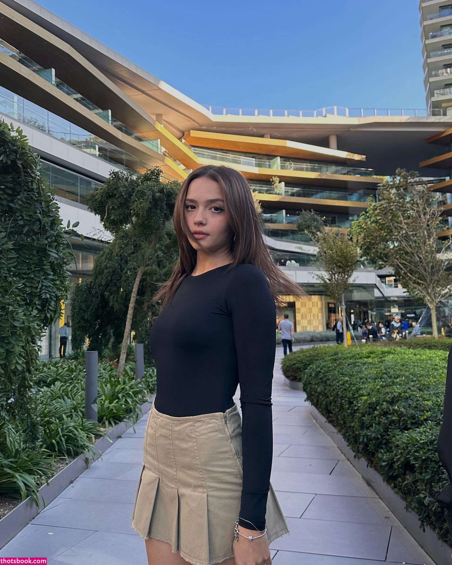 Feride Ozdinc Nude Leaks OnlyFans Photos #5 1444518