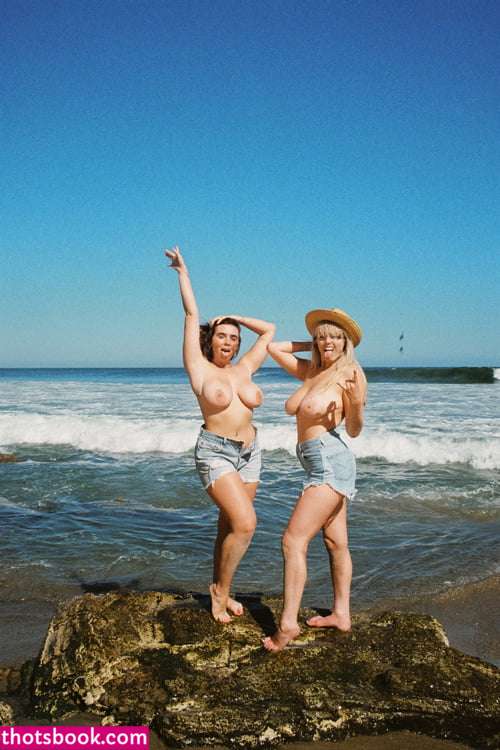 Morgan Cozzi Daisy Jean Daisy Chains Nude Leaks OnlyFans Photos #3 1445690