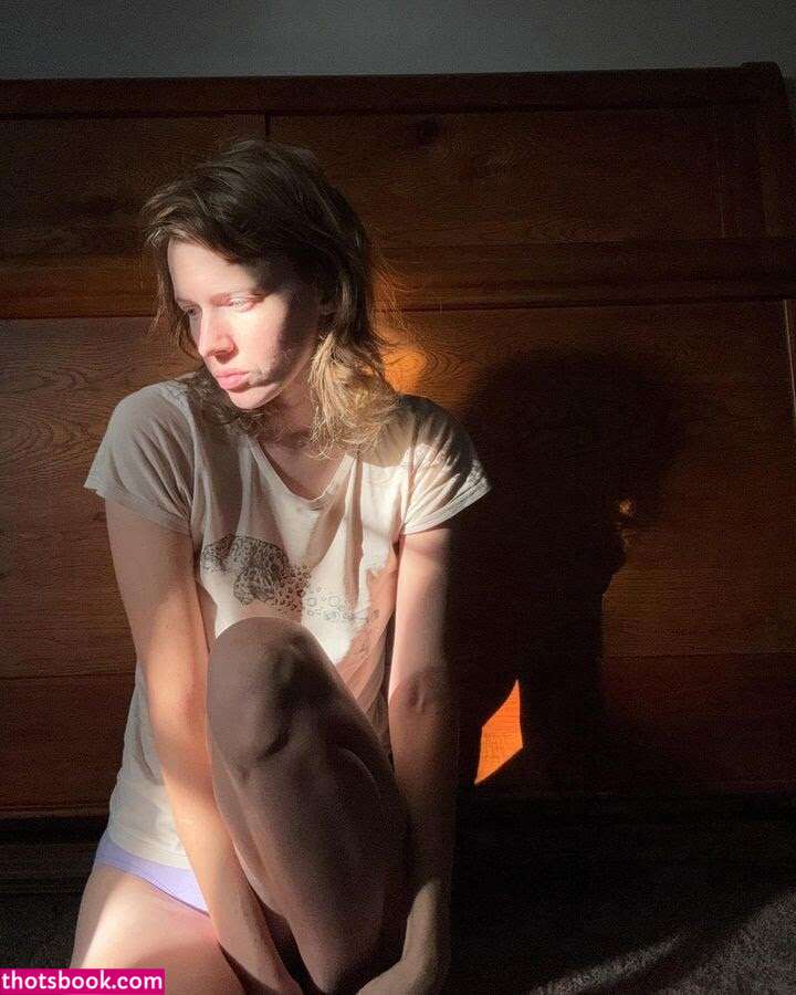 lady long limbs Nude Leaks OnlyFans Photos #4 1447573