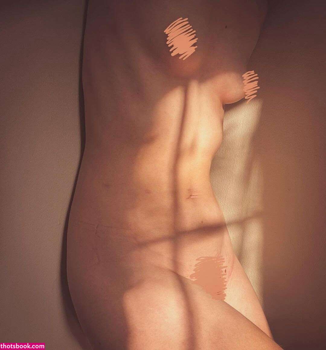 lady long limbs Nude Leaks OnlyFans Photos #4 1447576