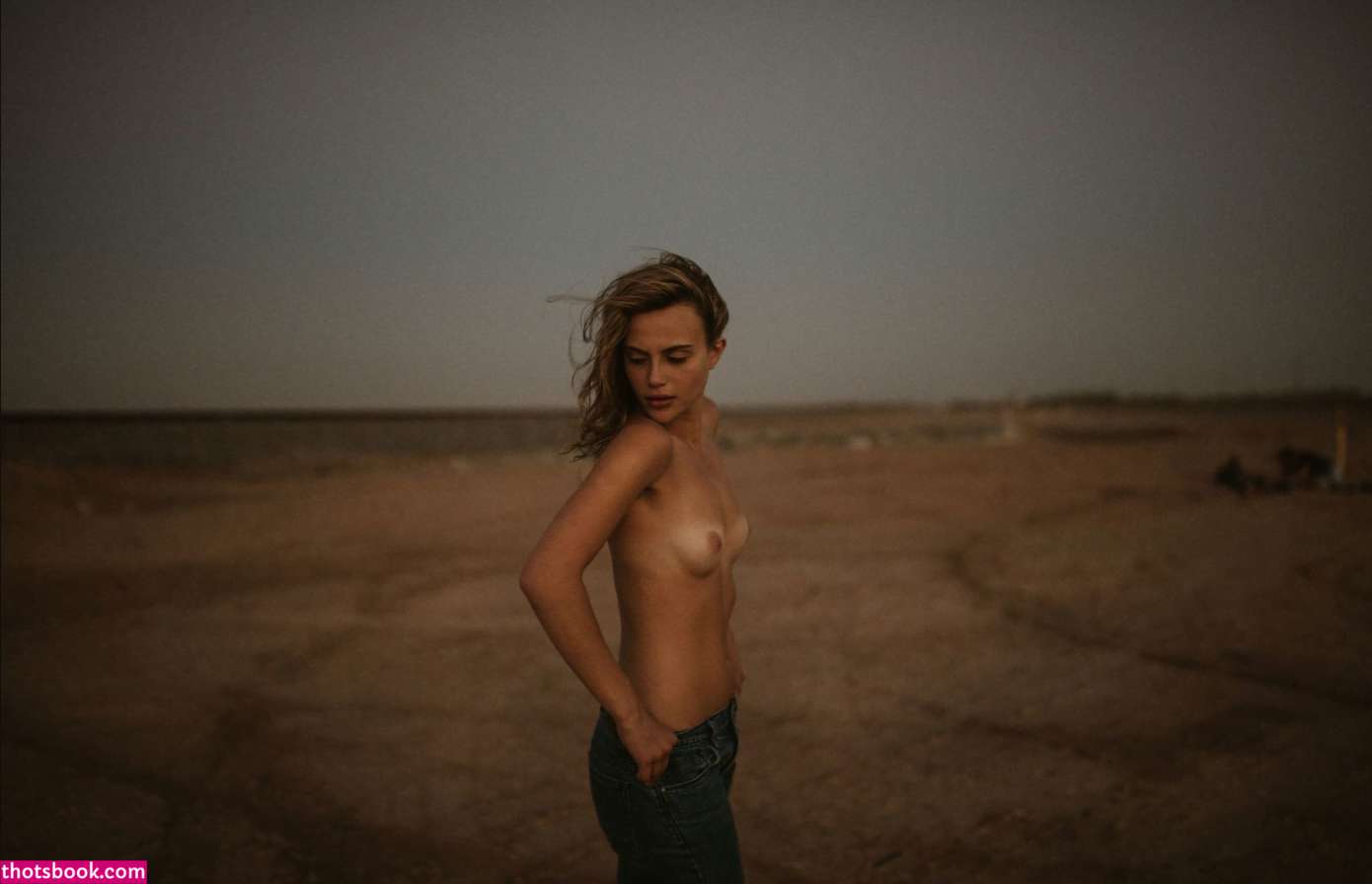 Charlotte Mckee Nude Leaks OnlyFans Photos #3 1433872