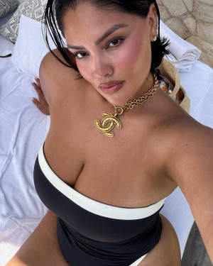 Jocelyn Corona Nude Leaks OnlyFans Photos #2