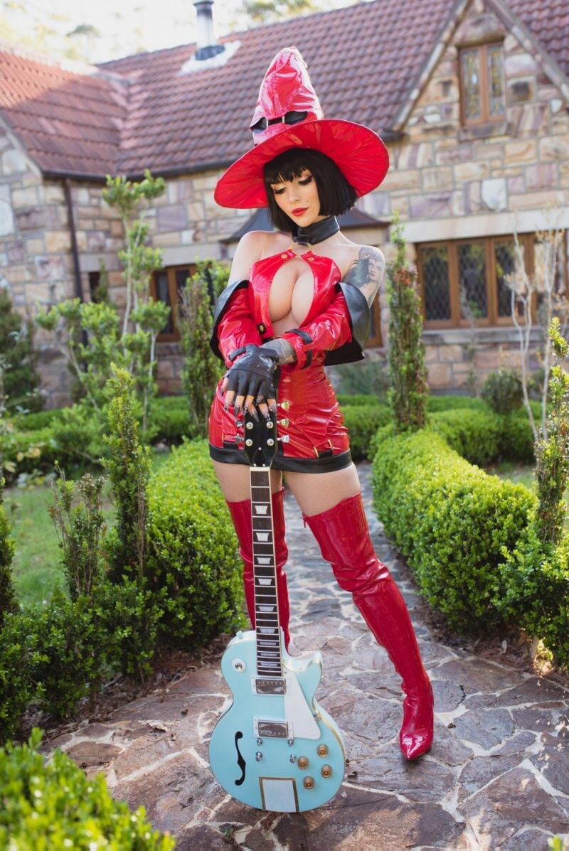 Katyuska Moonfox - Red Witch 11562