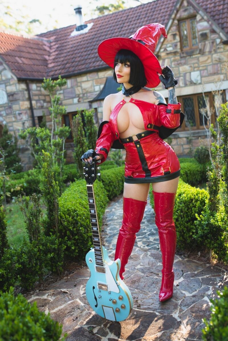 Katyuska Moonfox - Red Witch 11564