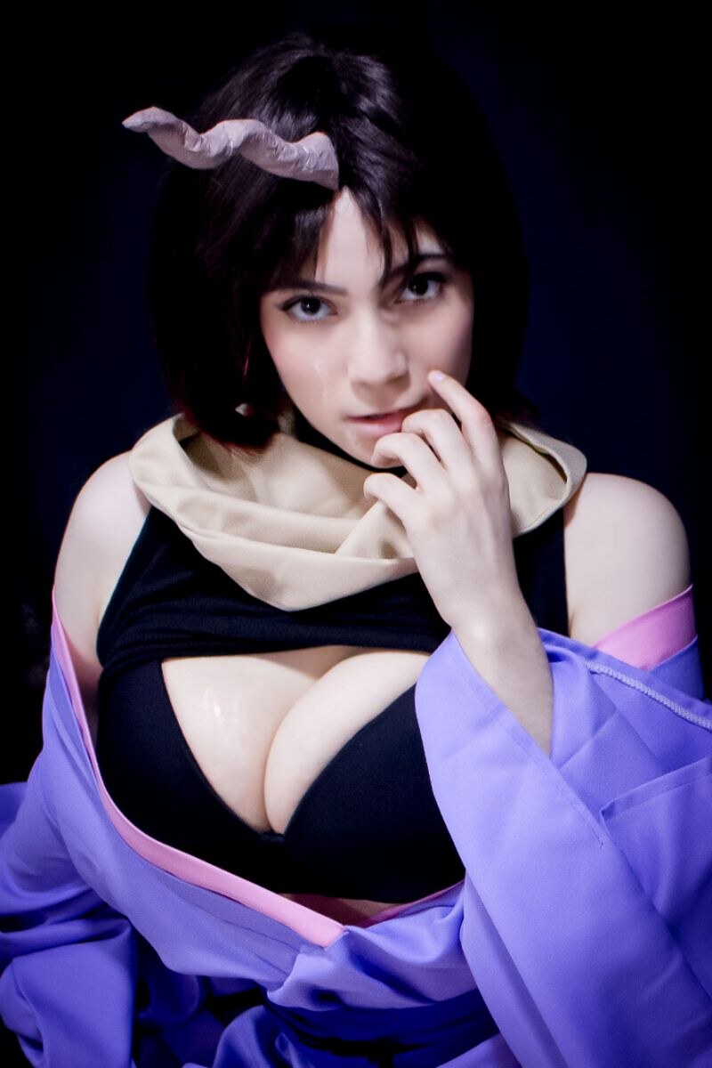 Juka Crasoves - Elma 10138