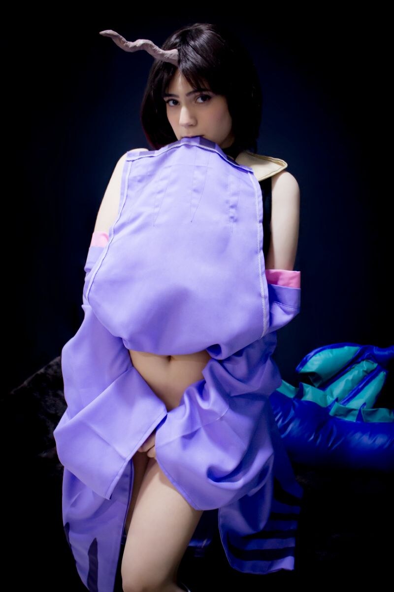 Juka Crasoves - Elma 10141