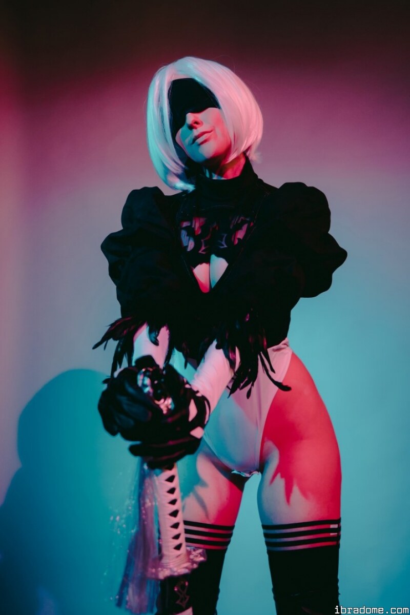 Meg Turney 2B Butt 22200