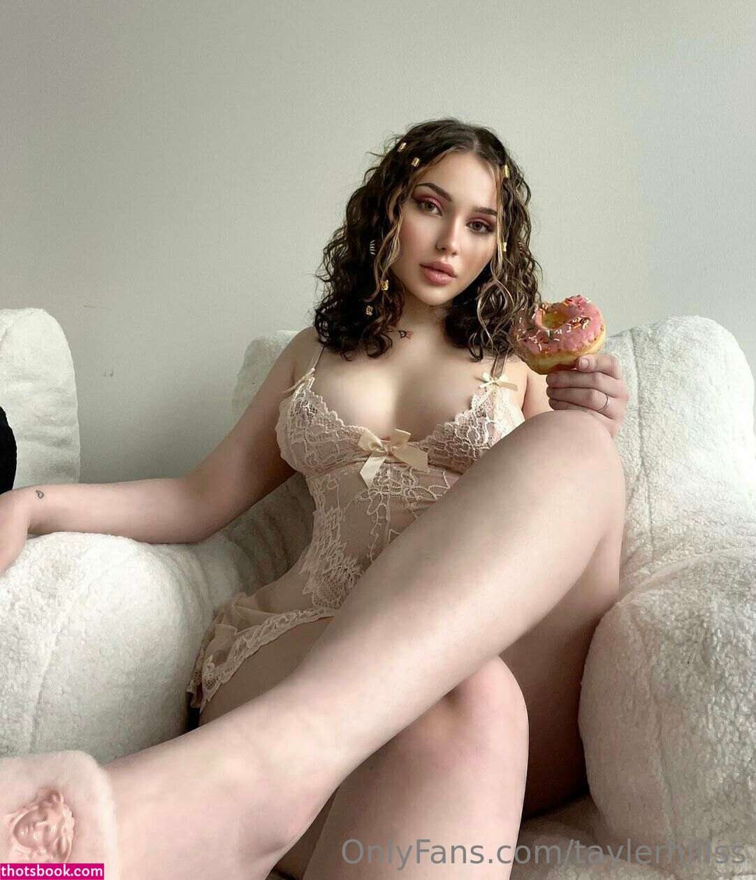 Tayler Hills Photos #1 139785