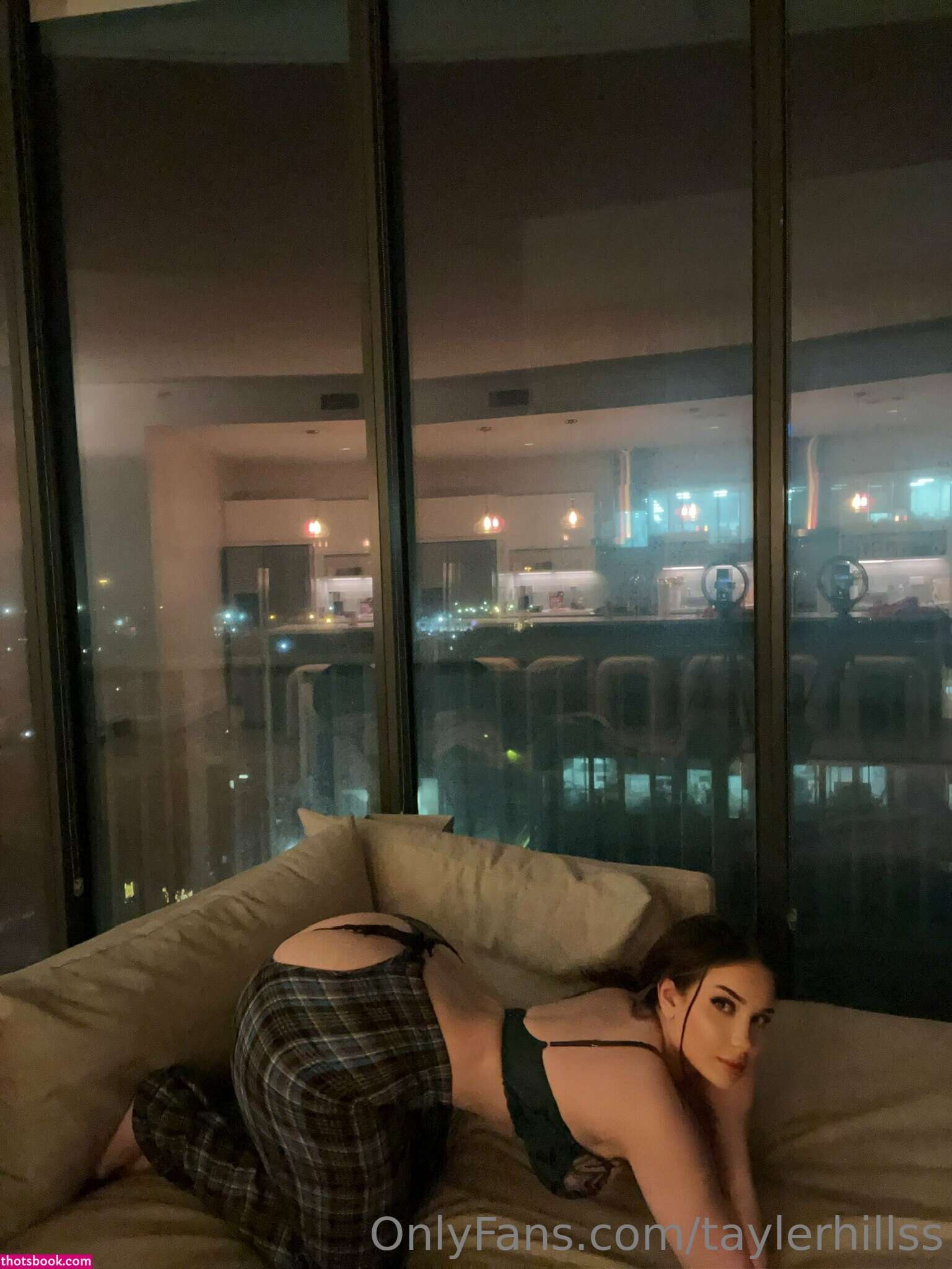 Tayler Hills Photos #1 139798