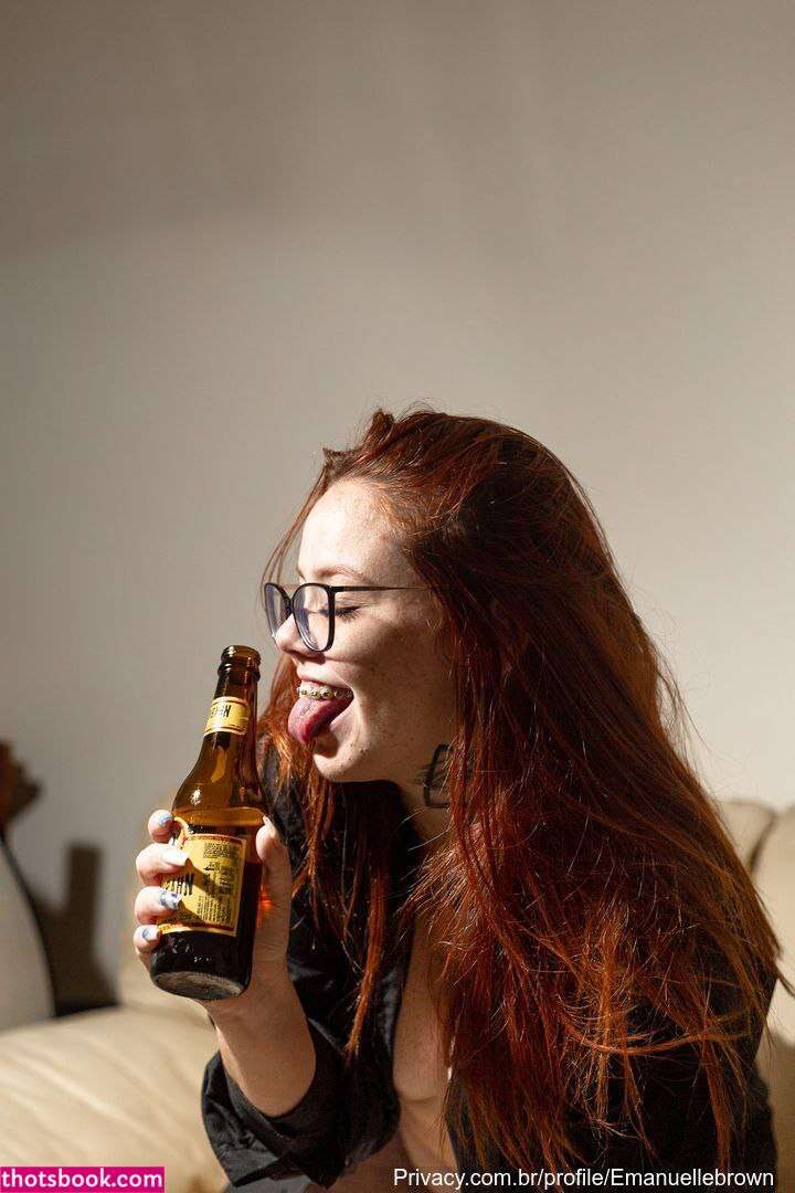 Thaina Egidio  Emanuelle Photos #1 141256