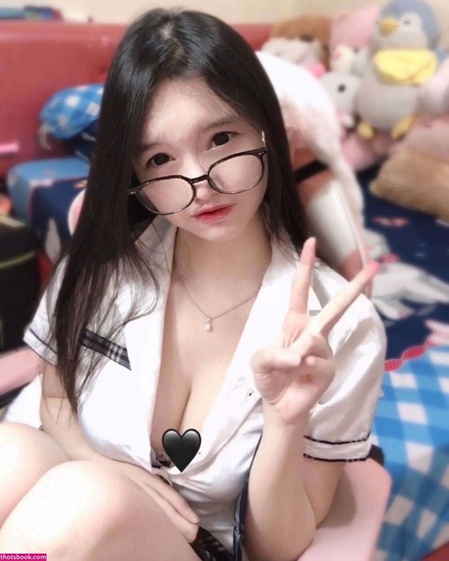 Arachuu Nude Photos #1 477689